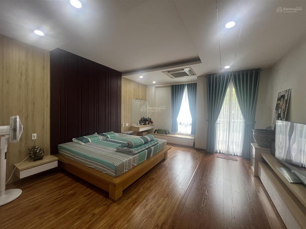 Chính chủ bán nhanh nhà mặt tiền văn tiến dũng  vcn phước hải giá siêu rẻ đã có sổ hồng