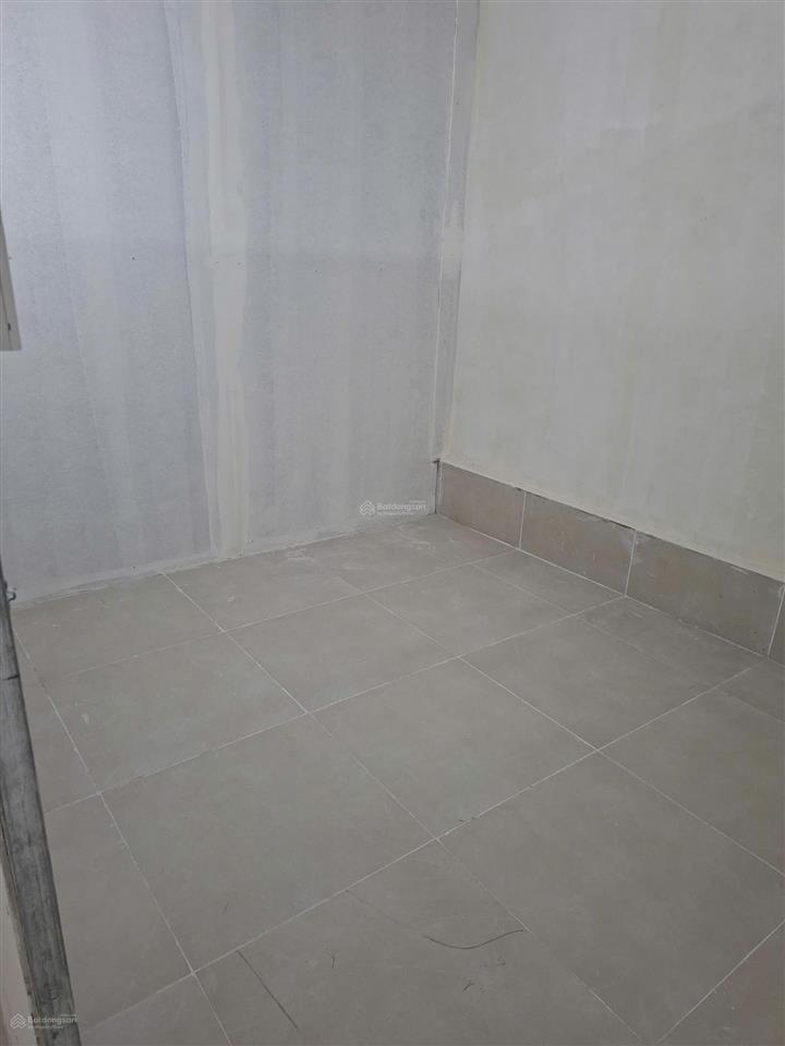 Cho thuê nhà trọ 3tr/tháng, dt 4mx12.5m, hẻm 3137 phạm thế hiển  p7  q8
