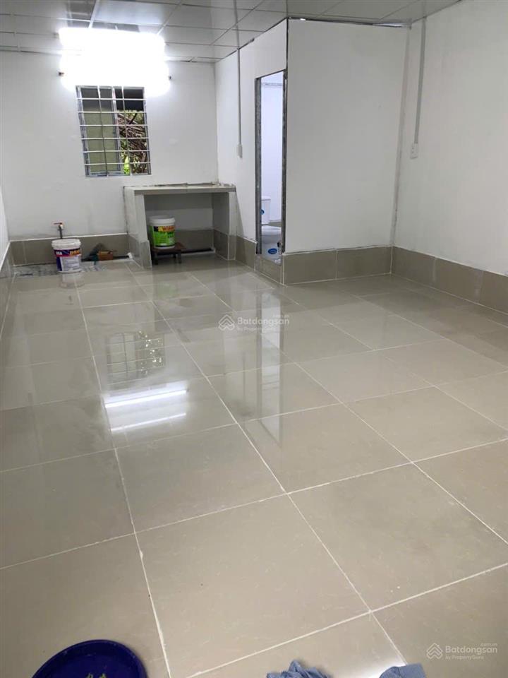 Cho thuê nhà trọ 3.2 triệu/tháng, dt 4.2mx13.5m, trệt, hẻm 3137 phạm thế hiển, p7, q8
