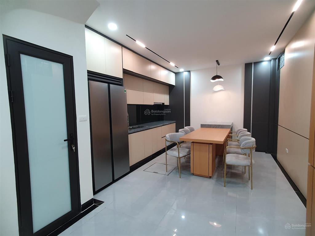 Chính chủ nhờ bán nhà trần văn lai  đình thôn  mỹ đình, dt 55m2 có thang máy.