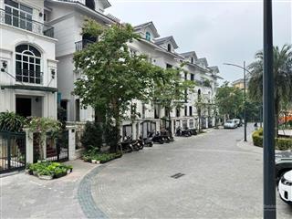 Bán biệt thự tại dự án xuân la, diện tích 135m2, 5 tầng, mặt tiền 9m. giá thỏa thuận