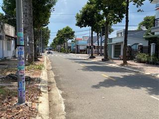 Cần bán gấp lô đất đường số 9 trung tâm long điền ngang 6.5m giá 2.2 tỷ gần chợ 0933 366 ***