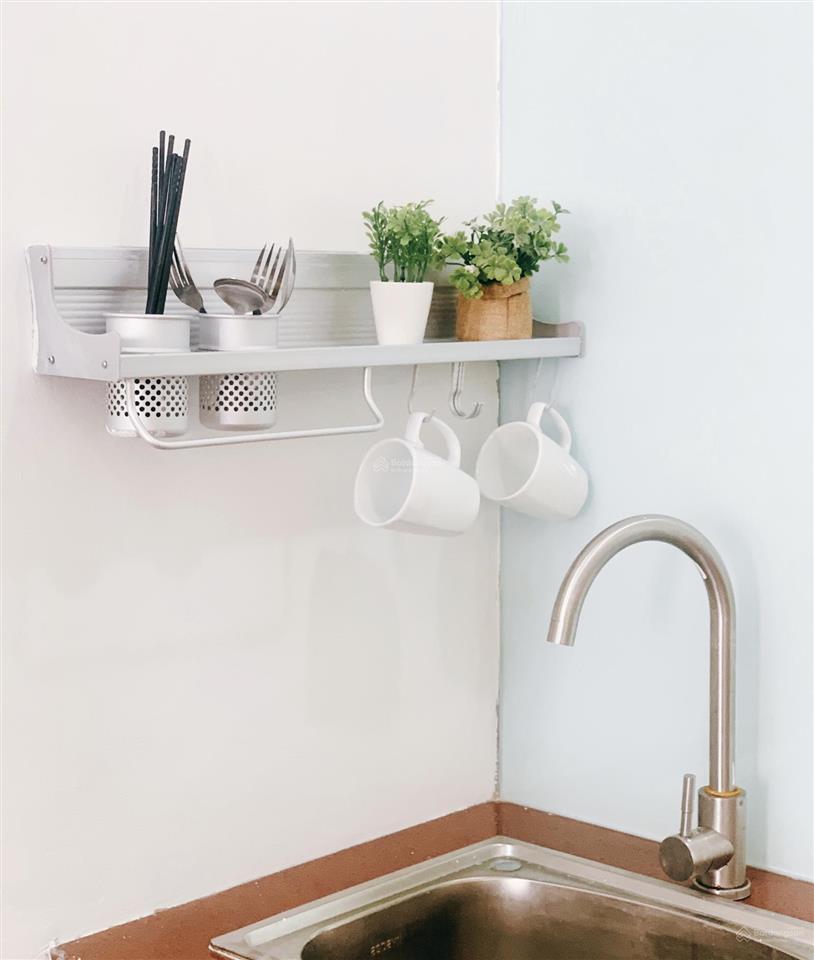 Căn hộ dịch vụ gần q1, cầu thị nghè (miễn phí dọn dẹp, giặt giũ)