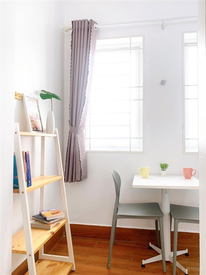 Căn hộ dịch vụ gần q1, cầu thị nghè (miễn phí dọn dẹp, giặt giũ)