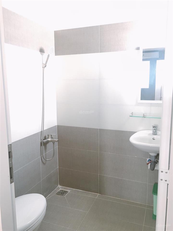 Căn hộ dịch vụ gần q1, cầu thị nghè (miễn phí dọn dẹp, giặt giũ)