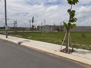 Bán đất 2 mặt tiền tại đt 833b, 2 tỷ/ 290 m2, hàng hiếm giá ngộp. shr sẵn.  ngay