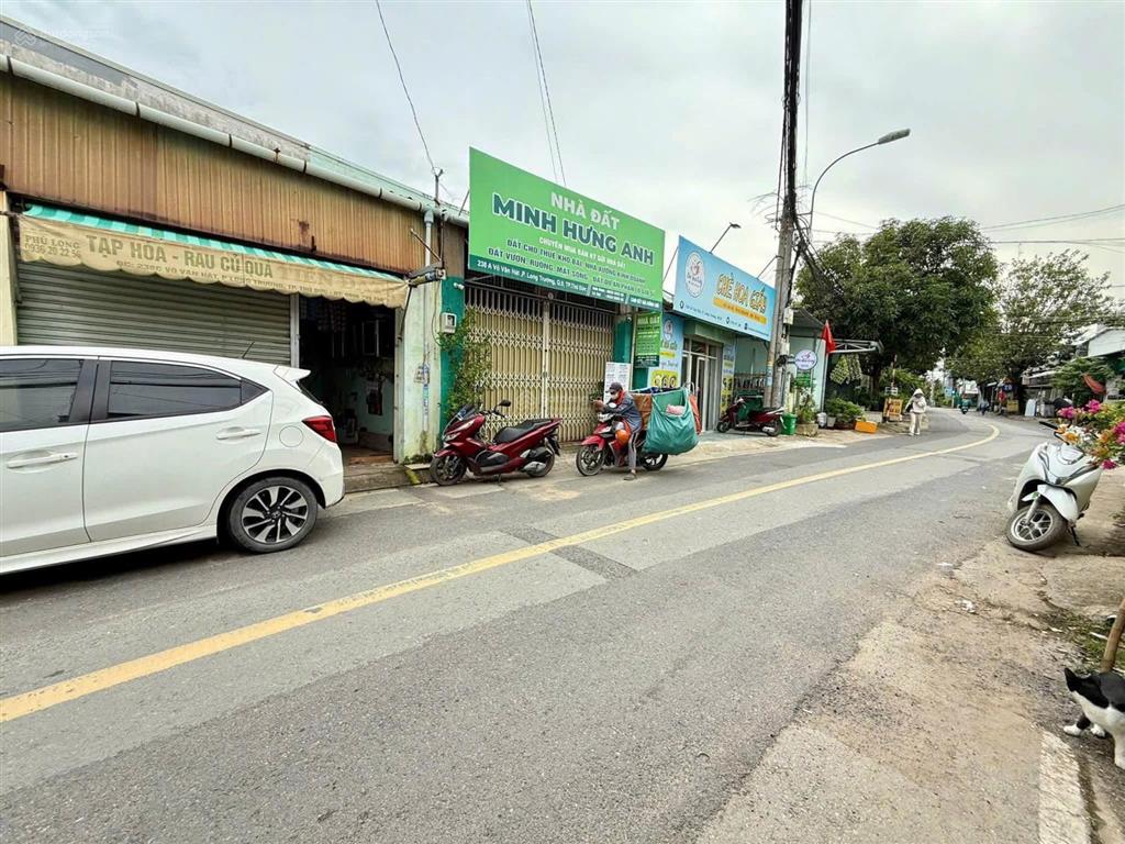 Hàng hiếm nhà mặt tiền võ văn hát  vị trí kinh doanh, gần đh marketing, cấp 3 long trường
