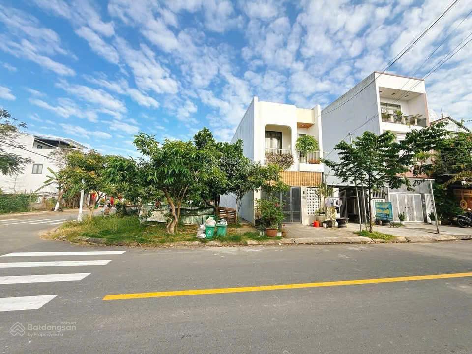 Bán góc 2mt đường 7m5 kha vạng cân giao 5m5 nguyễn văn tỵ thuộc hòa xuânđà nẵng