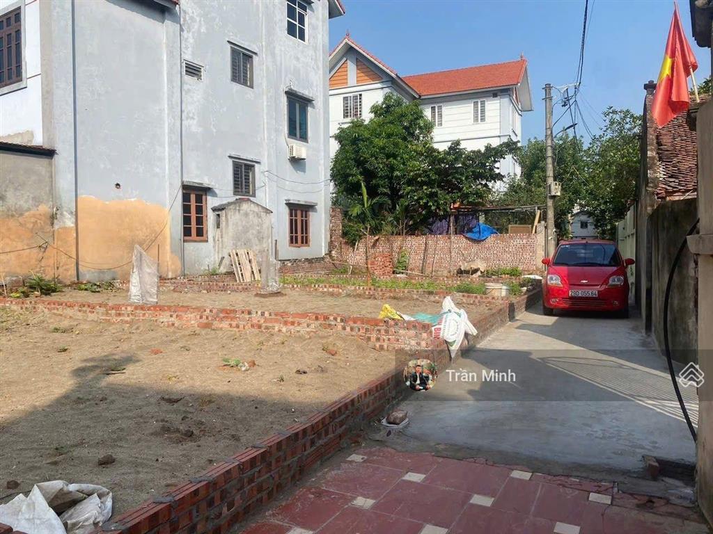 Chính chủ cần bán .giá 4 tỷ. siêu phẩm nhỏ xinh sát chân cầu tứ liên cần bay gấp!