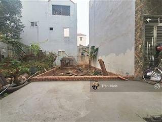 Bán đất thôn lại đà , xã đông anh hn , gần hồ, gần cầu đông trùdiện tích 40mmặt tiền 4.38m