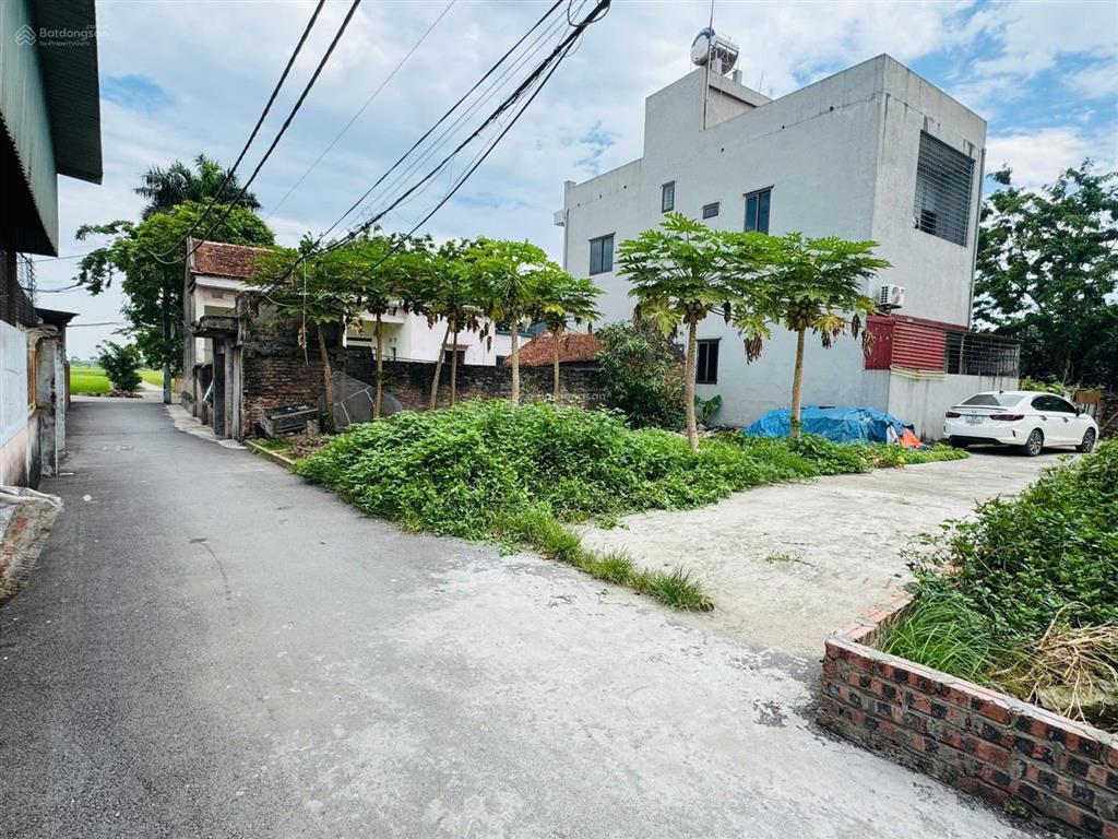 Bán lô đất đẹp thôn thạc quả  x. dục tú  đông anh  hn. dt 40m2 mặt tiền 4m  hướng tây nam
