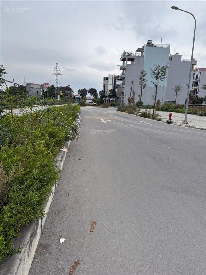 Bán đất tái định cư bộ công an mai lâm vị trí đẹp sổ đỏ chính chủ.
vị trí khu tái định cư bộ