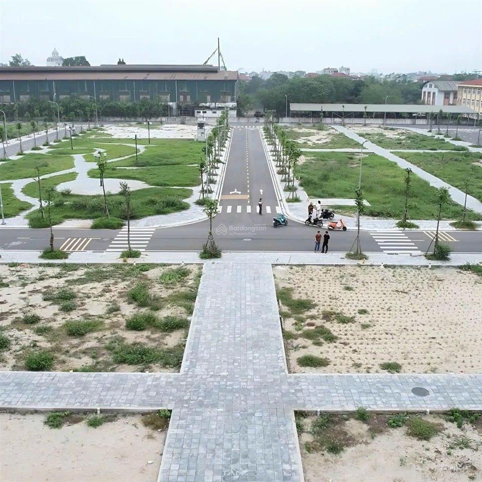 Bán đất tái định cư bộ công an mai lâm vị trí đẹp sổ đỏ chính chủ.
vị trí khu tái định cư