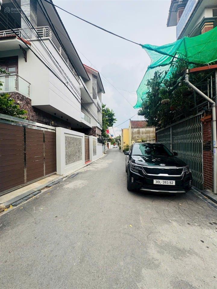 Mảnh đất đẹp tại mai lâm, đông anh. giá bán hợp lý. đường trước mặt trải nhựa.
diện tích  52.2m.