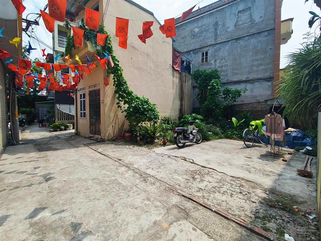 Bán đất thôn đông ngàn, cửa ngõ xã đông anh, hà nội  giá bán 4,950 tỷ. sát vinhomes cổ loa.