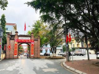 Sát vin cổ loa, nhỉnh 4 tỷ xíu. lại đà đông hội cũ, diện tích 40m2 full thổ cư mặt tiền 4.38m
