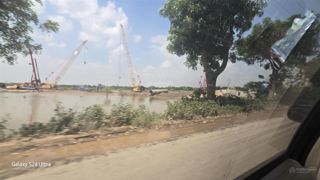 Giá chỉ 3,9 tỷ 80m đất đẹp gần đường dẫn cầu tứ liên địa chỉ thôn thạc quả, xã dục tú
