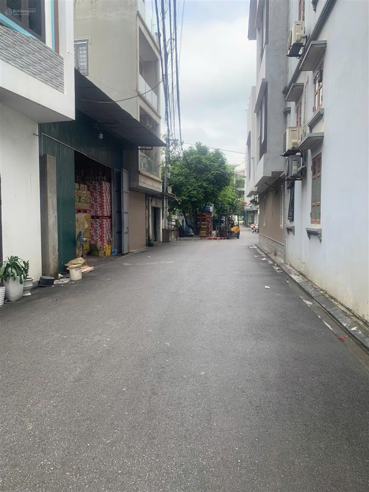 Bán nhà 2 tầng đẹp đông trù, đông anh vị trí đắc địa, đón sóng hạ tầng! diện tích 105m2
