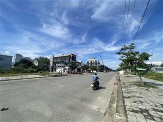 Kđt số 4  lô 171.5m2 ngang 7m sát sông cổ cò  gần đh fpt cần bán gấp