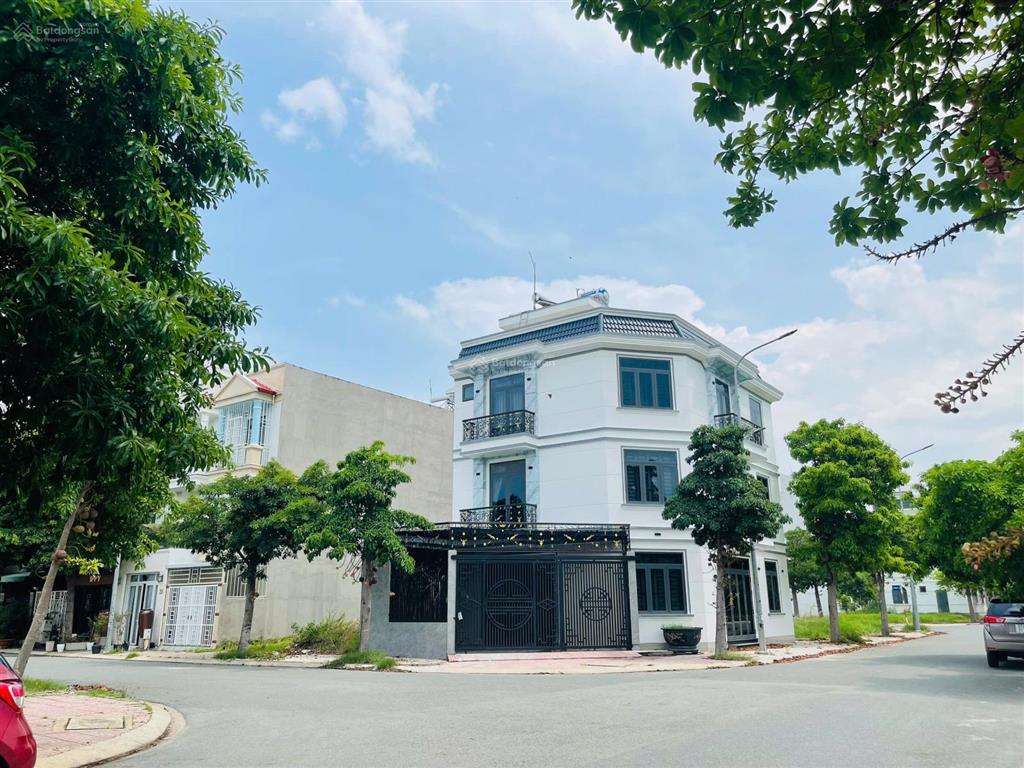 Bán đất giá rẻ còn 1 lô duy nhất , khu dân cư phúc đạt , không dính hố ga trụ điện .  0908 084 ***