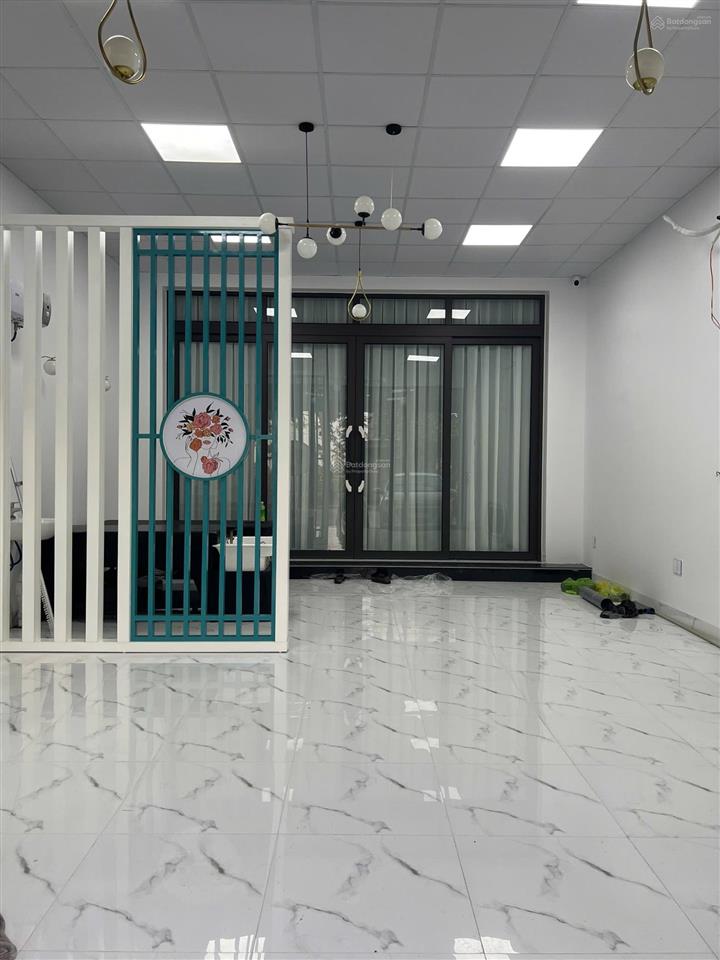 Nhà 2 tầng mặt đường nguyễn lương bằng kiến an, hải phòng. diện tích 200m2 ngang 6m