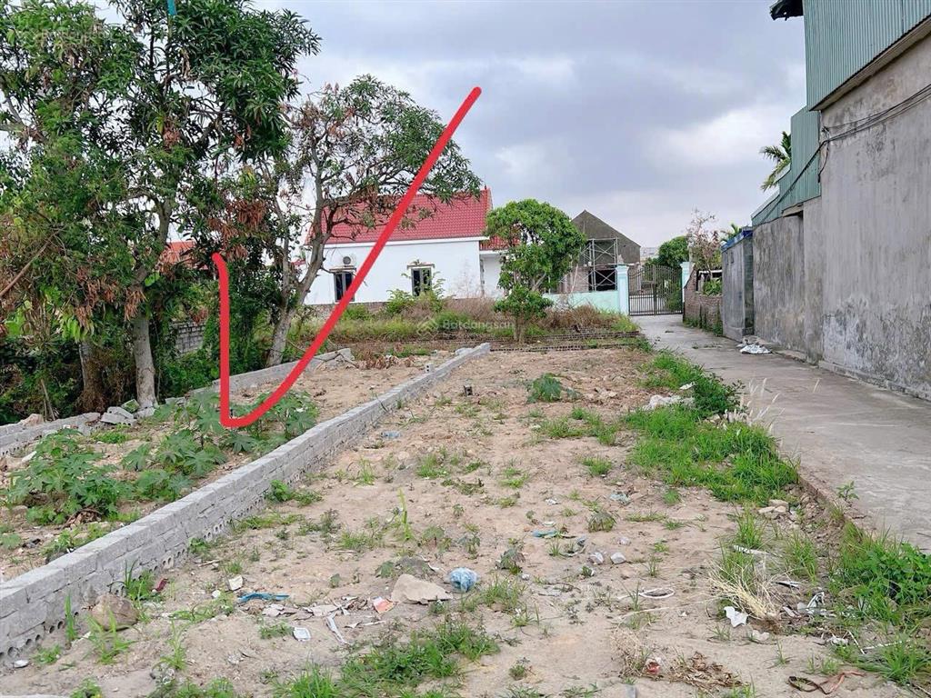 Mặt đường sông he, dương kinh, hải phòng. dt 74.4m2 ngang 4m x 18.6m. vị trí siêu đẹp gần cầu rào