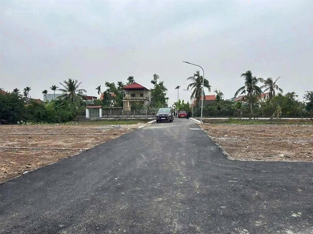 Lô đất tại minh tân  kiến thụy đèn cao áp sáng như chung cư  diện tích 81.4m2 đường 4m