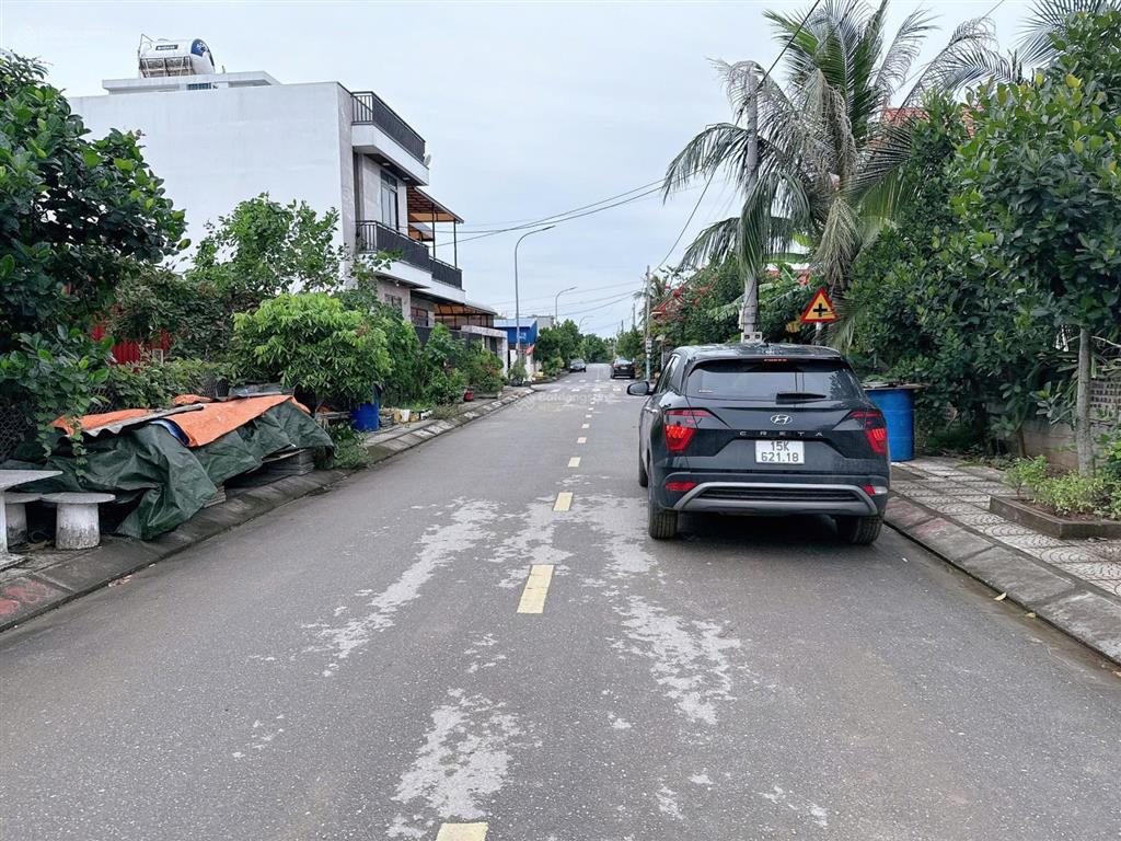 Lô đất ngõ 81 tân thành, dương kinh, hải phòng diện tích 100m2  ngang 5m đường nhựa rộng 1