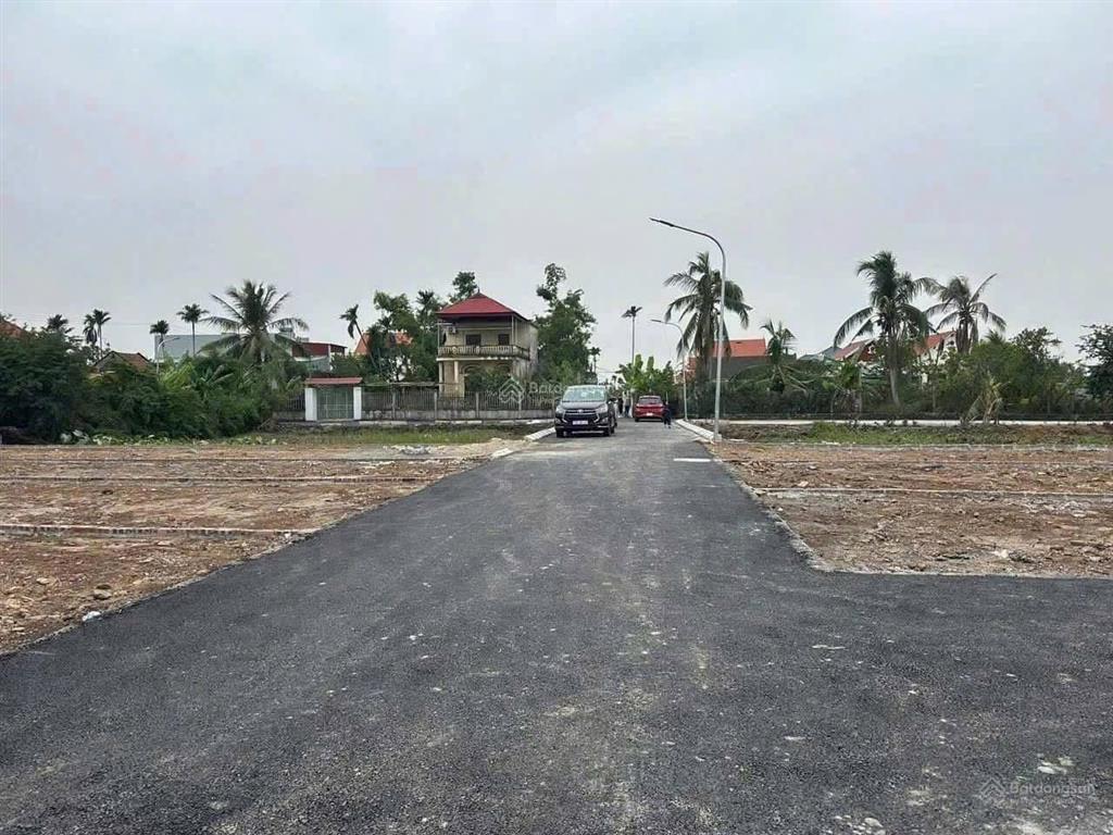 Lô đất tại minh tân  kiến thụy đèn cao áp sáng như chung cư.  diện tích  81.4m2 đường 4m