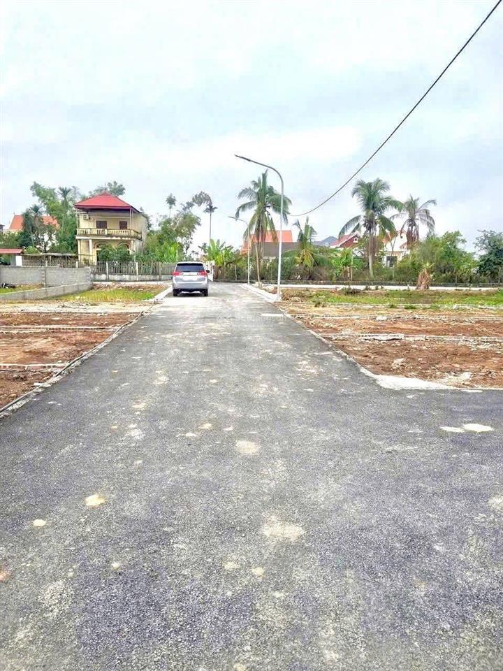 Lô đất tại minh tân  kiến thụy đèn cao áp sáng như chung cư.  diện tích  81.4m2 đường 4m