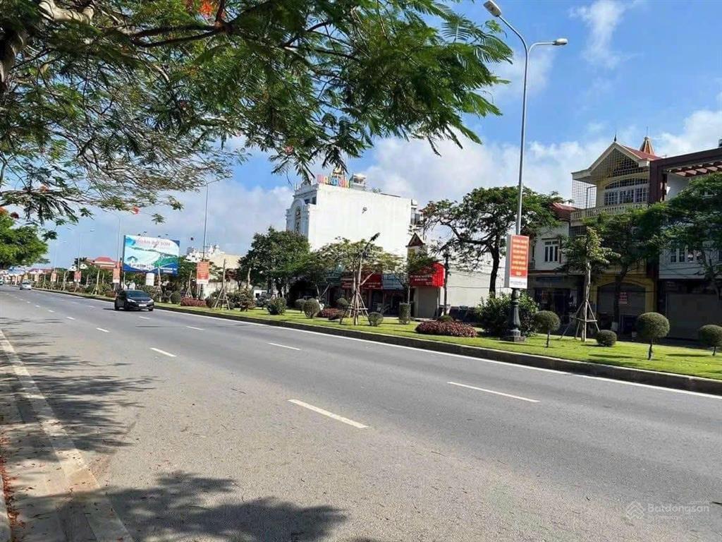 3 tỷ x (x nhỏ) sở hữu ngay lô mặt đường 353 phạm văn đồng  đối diện quán trâu ngon  tân thành