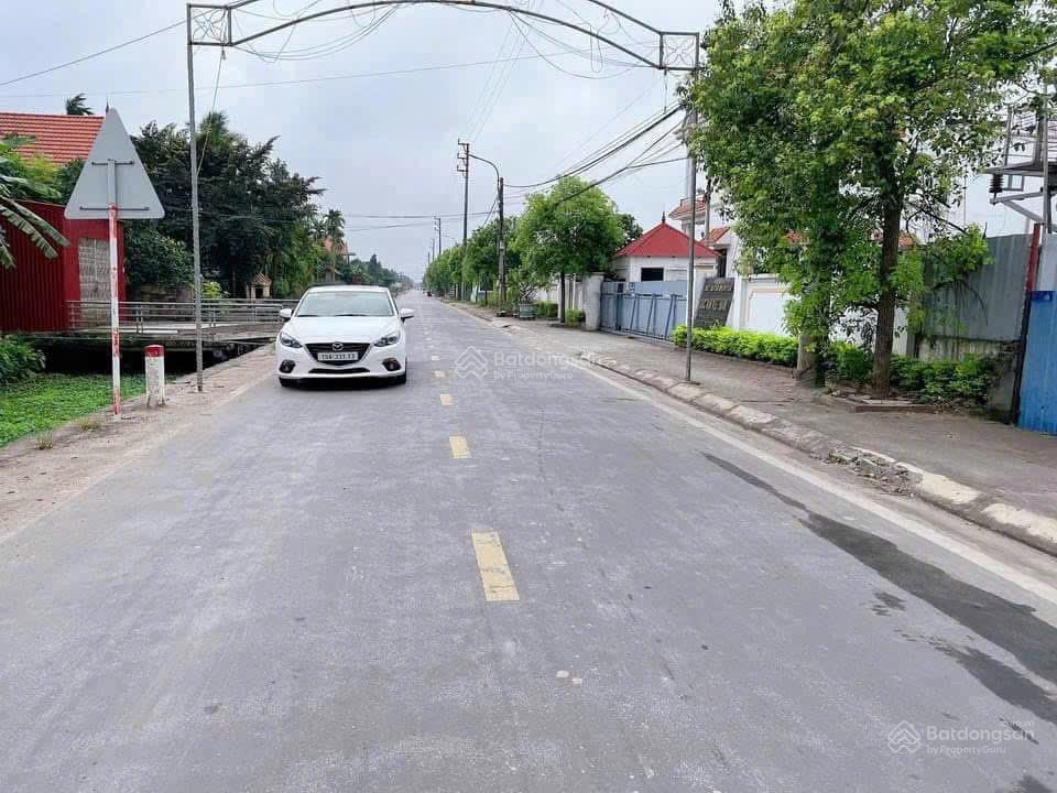 Giá cực rẻ mặt đường trung nghĩa mặt đường trung nghĩa giá 2 tỷ 210 triệu. chính chủ gửi bán
