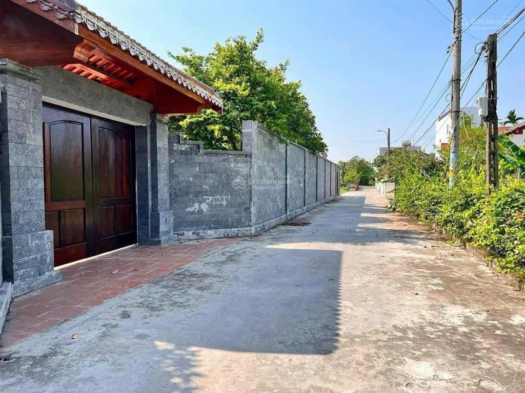 Lô đất thích hợp làm nhà vườn hoặc phân lô. diện tích siêu rộng 1128m2 chính chủ gửi bán lô đất