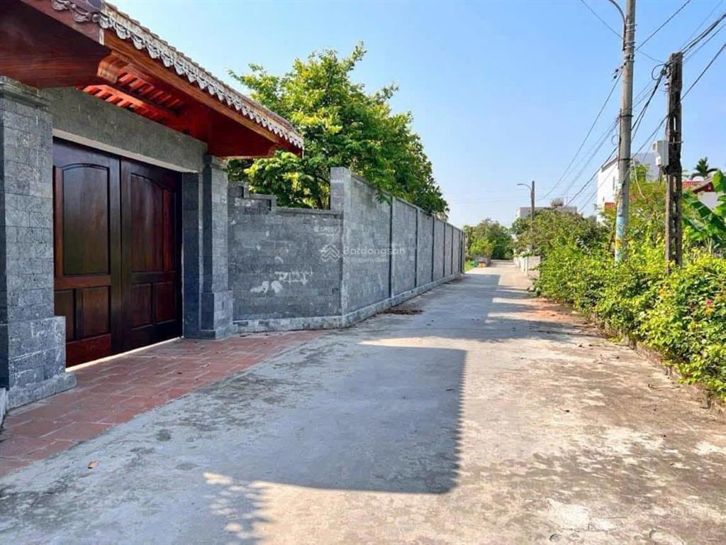 Lô đất thích hợp làm nhà vườn hoặc phân lô. diện tích siêu rộng 1128m2 chính chủ gửi bán lô đất