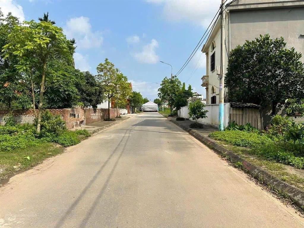 Giá rẻ 24.5tr/m2 lô đất tân thành đường 10m. cc gửi bán lô đất 90m2 tại tân thành
