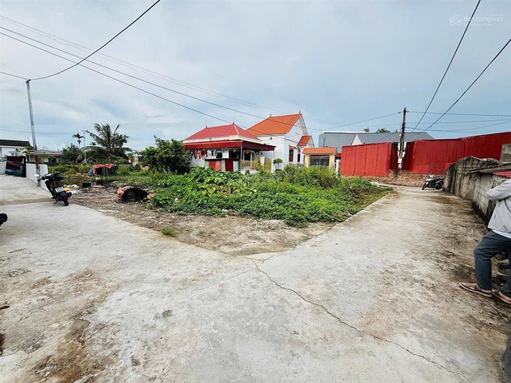 Tìm đâu ra đất quận đồ sơn mà giá chỉ có 5xxtr 1lô mà 3  4 mặt ngõ chỉ cách mặt đg trung nghĩa 30m
