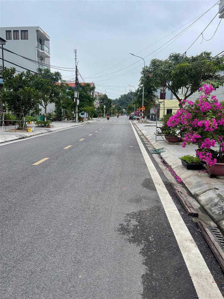 Lô mặt đường tuyến 1 thanh niên, quận đồ sơn, hải phòng. lô đất nằm tại vị trí đẹp gần trung tâm