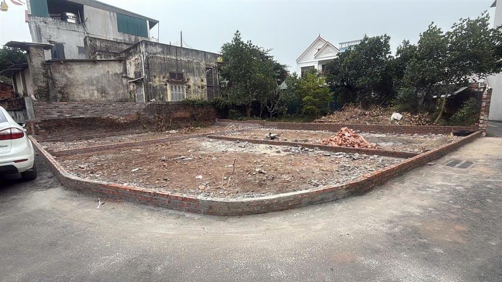 50m2 thị trấn gạch, phúc thọ mt = mh 5,2m giá đầu tư nhỉnh 2 tỷ