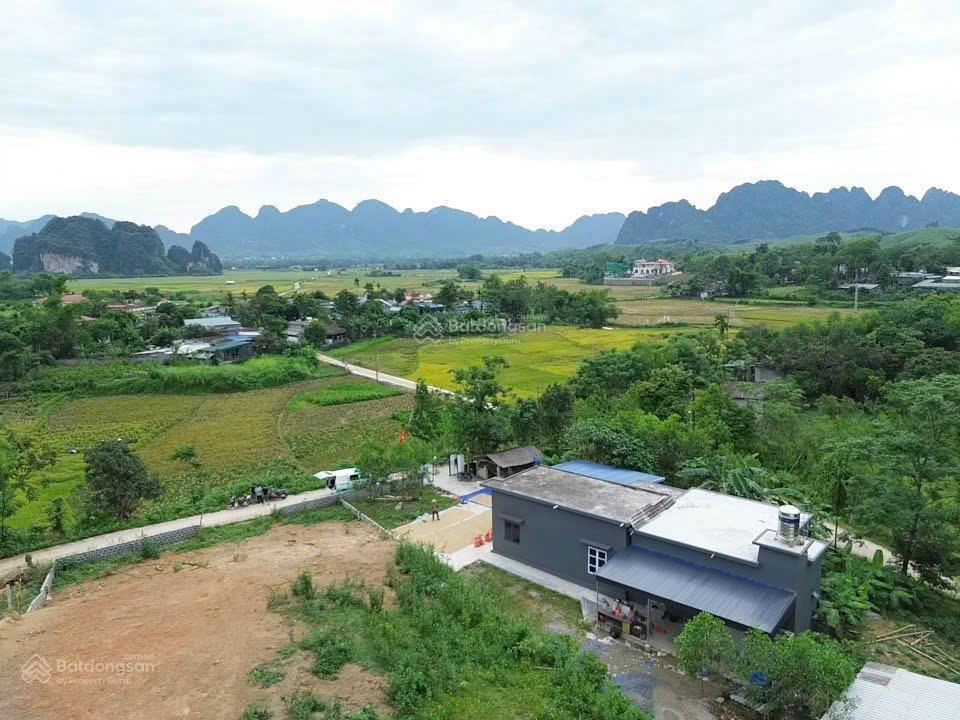 Đất dt 2337m2 kim bôi  hoà bình giá hơn 1 tỷ đất có ao, bám suối nhỏ