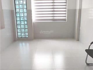 Cho thuê nhà trọ tại 1198, cách mạng tháng tám, 4 triệu, 20m2