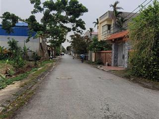 Mặt đường vân quan, giá chỉ hơn 30 triệu chút, gần cổng dự án fpt