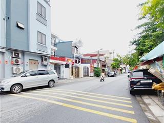 Bán nhà 3 tầng 100m2 mặt đường phương khê, full nội thất giá 6.5 tỷ.  0849 621 ***