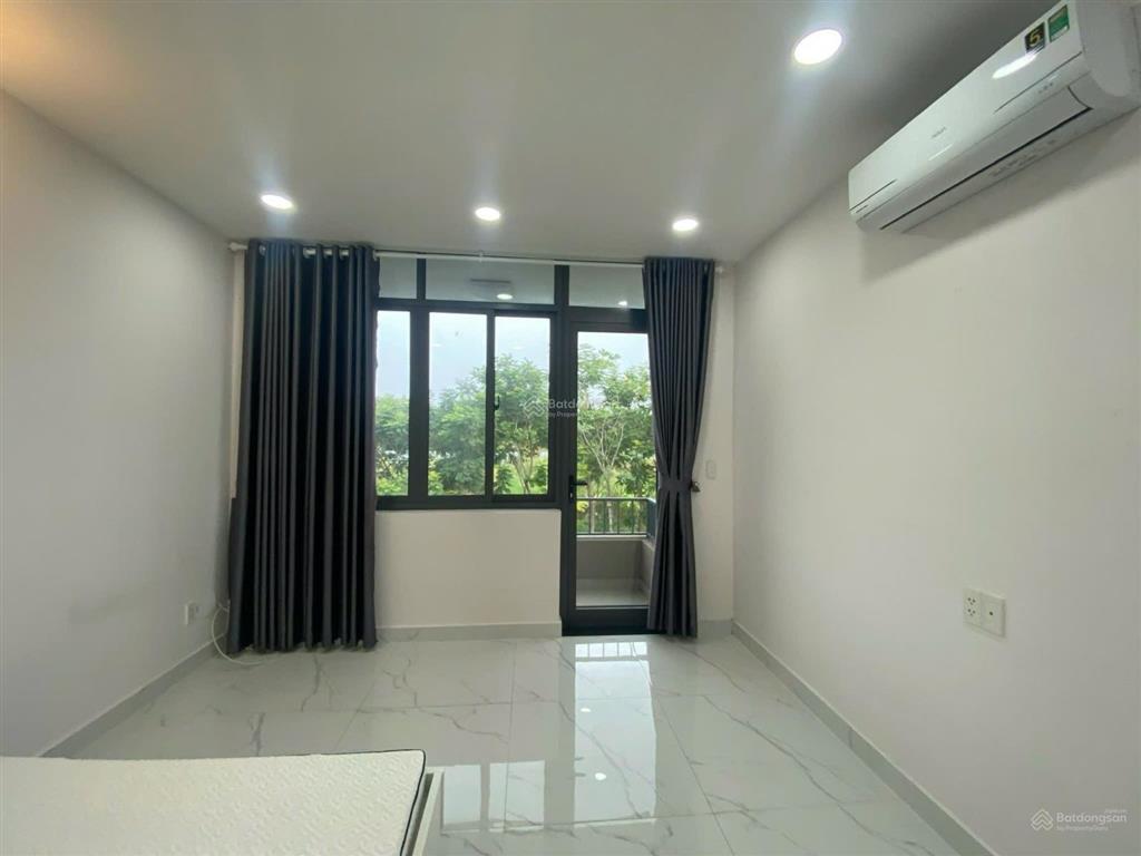 Cho thuê gấp biệt thự liên kế lavila kết cấu 3 tầng thiết kế 4pn 4wc nội thất cơ bản giá 20tr/tháng