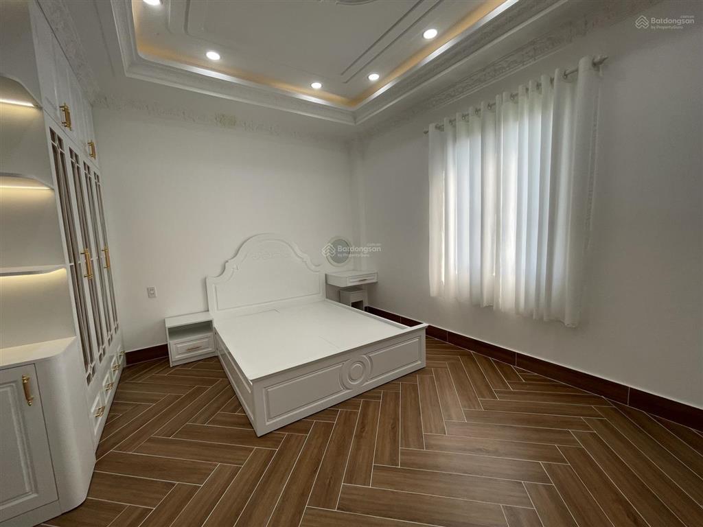 Bán nhà phố kdc phước kiển mt đường nhựa 8m dt 95m2 xd 5 tầng full nt sổ hồng. giá nhỉnh 12tỷ