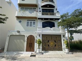 Bán nhà phố kdc phước kiển mt đường nhựa 8m dt 95m2 xd 5 tầng full nt sổ hồng. giá nhỉnh 12tỷ