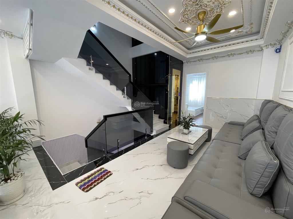 Bán nhà phố kdc phước kiển mt đường nhựa 8m dt 95m2 xd 5 tầng full nt sổ hồng. giá nhỉnh 12tỷ