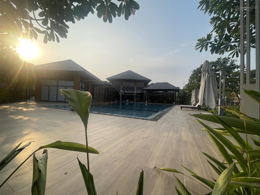 Bán gấp biệt thự đơn lập gs zeitgeist city nhà bè dt 250m2 xây dựng 3tầng giá 33tỷ 0932 089 ***
