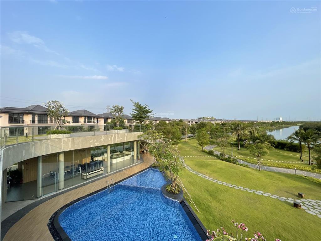 Bán gấp biệt thự đơn lập gs zeitgeist city nhà bè dt 250m2 xây dựng 3tầng giá 33tỷ 0932 089 ***