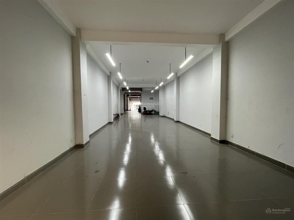 Cần bán nhà mặt tiền đường phạm thế hiển p.7 quận 8 dt 244m2 sổ hồng, giá 20 tỷ tl 0932 089 ***