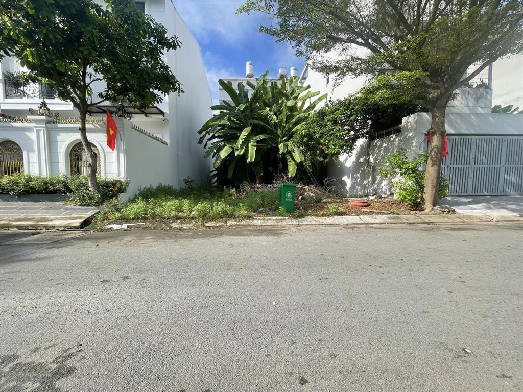 Bán đất nền biệt thự kdc 6b văn lang phạm hùng bình hưng, bình chánh, dt 200m2. giá 56tr/m2